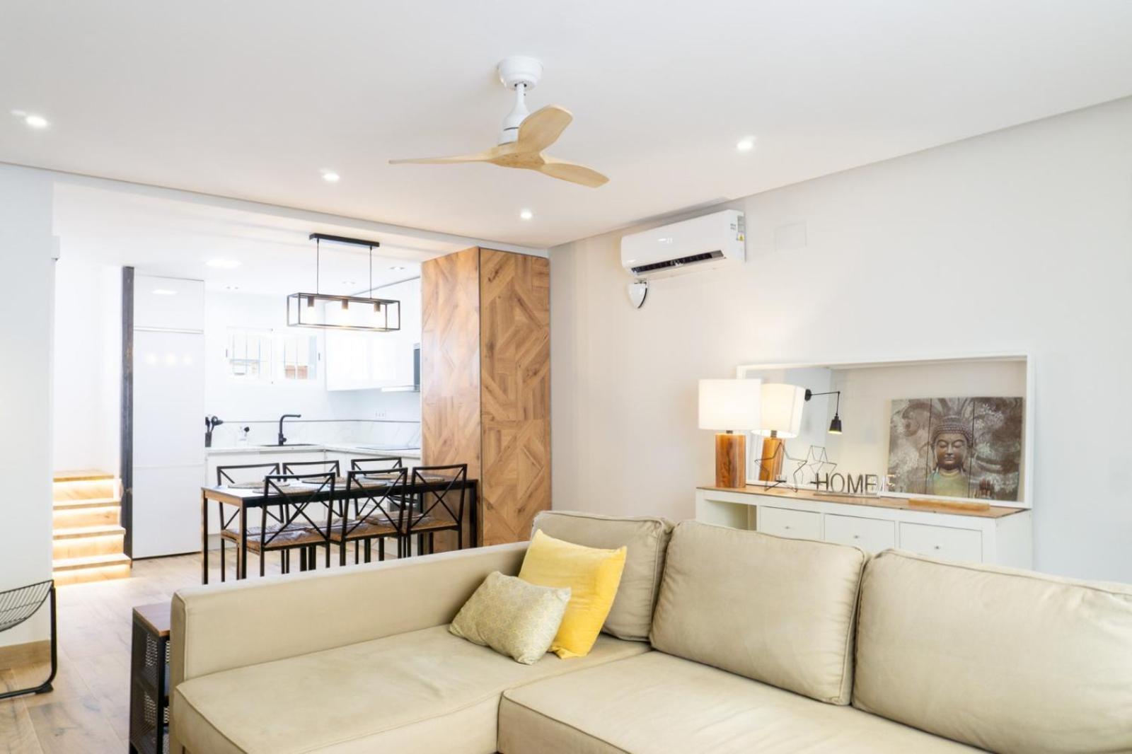 Апартаменти Acogedora Casa Junto Al Mar ,Cerca Del Centro Urbano Малага Екстер'єр фото